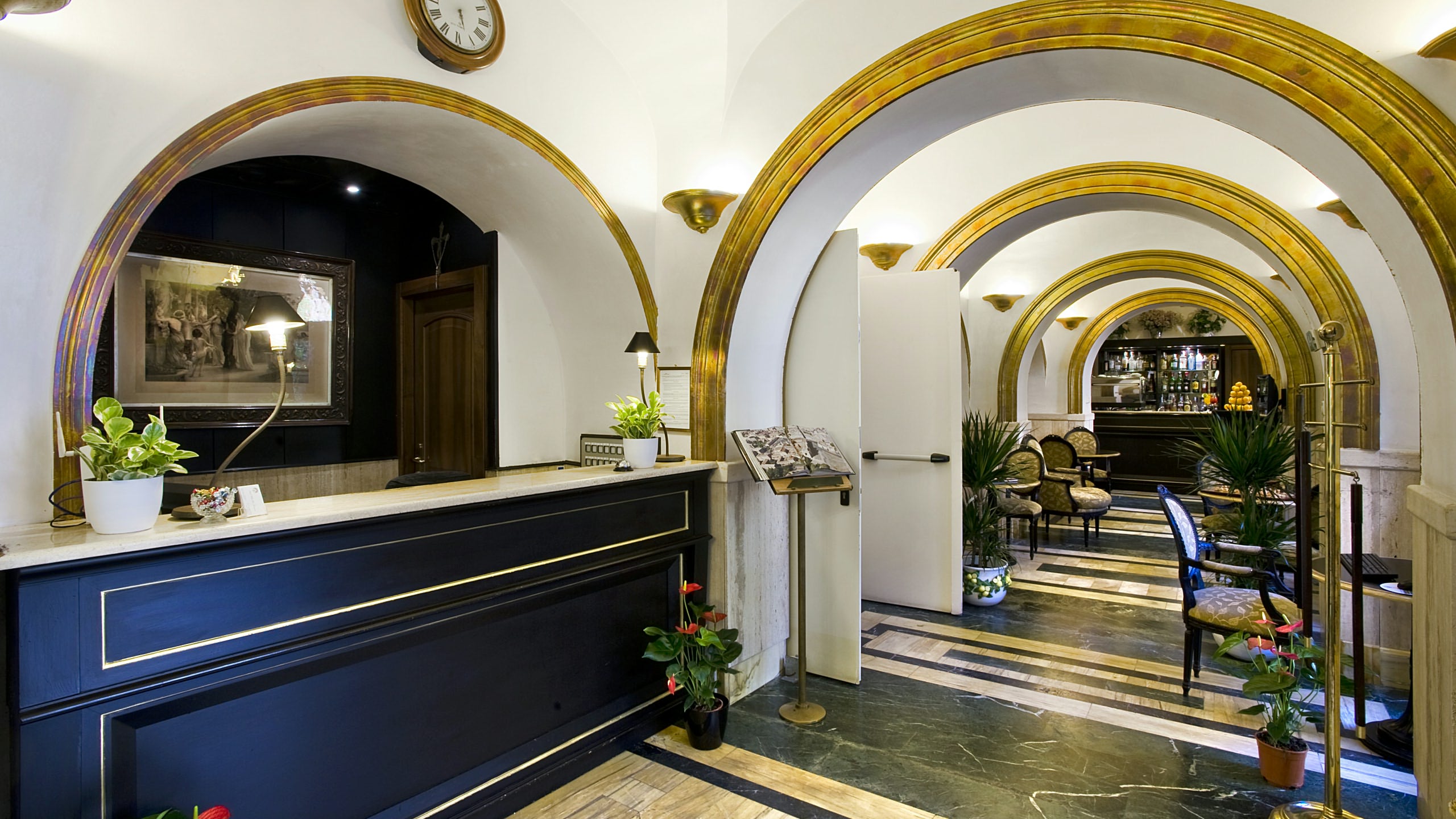 hôtel-villa-san-lorenzo-maria-rome-reception-1