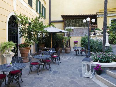 hotel-villa-san-lorenzo-maria-rome-outdoor-12