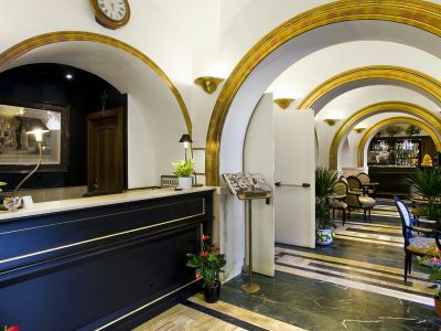 hotel-villa-san-lorenzo-maria-rome-reception-1